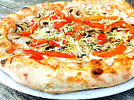 Donna Isabella Pizzeria food