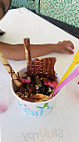 Yogurtland food