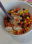 Yogurtland food