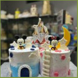 Akram's Diner & Cake Gallery Comida