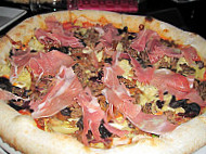 Flatbread Neapolitan Pizzeria food