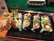 Sushi Paradise food