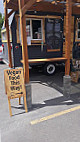 Hue Food Truck outside