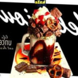 Laze Casual Dining Desserts Comida