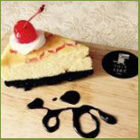 Tiny T-rex Cafe' Comida