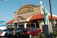 New York Diner outside