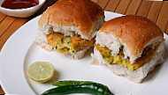 Bombay Adda Yìn Zī Wèi food