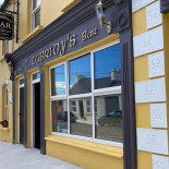 Tubridy's Exterior