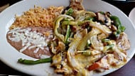 El Rodeo Lemoyne food