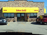 Eden Grill outside