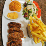 Roisel Grill Dentro
