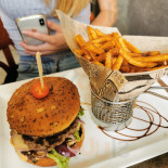 Le Sully Comida