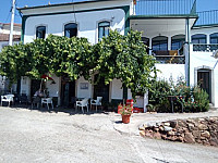 Taverna Viavai outside