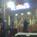 Flames Pessoas