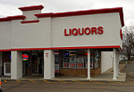 Liberty Street Liquors outside