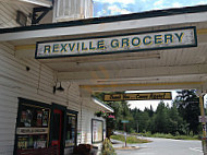 Rexville Grocery outside