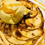 Brooklyn's CafÉ Comida