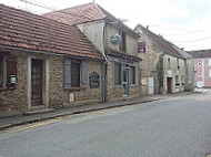 Le Bistro De Galluis inside