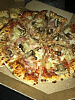 Domino's Pizza Av. Da Peregrinacao food