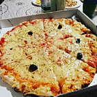 Pizzas De Lestak food