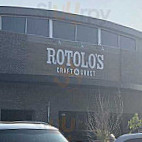 Rotolos Craft Crust outside