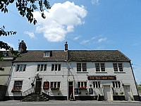 The Old Ham Tree Inn outside