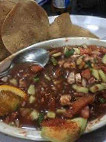 Mariscos Uruapan food