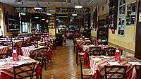 Al Peperoncino inside