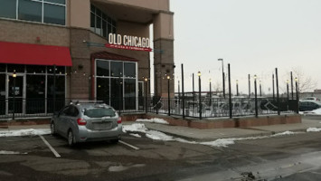 Old Chicago Pizza Taproom Superior outside