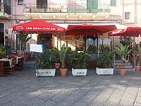 Pizzeria Baffo Di Nicastro Paolo inside