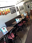 Deelys Cafe inside