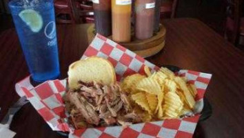 Crossroads Bbq And More food