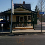 Razmo's Exterior