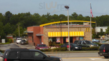 Mcdonald's outside