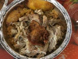 Lala's Puerto Rican Kitchen food