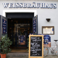 Weißbräuhaus outside