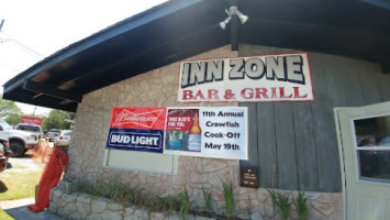 Inn Zone Grill outside