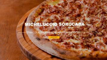 Micheluccio Pizza food