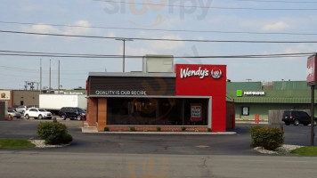 Wendy's outside