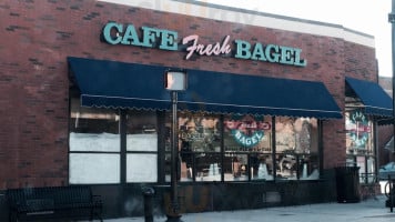 Cafe Fresh Bagel outside