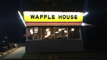 Waffle House outside