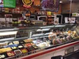 Abello&#x27;s Deli food