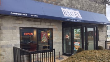 Great American Bagel Inc outside