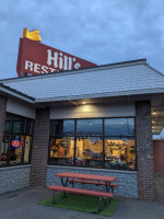 Hill's Lounge outside