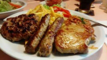 Christos Grill food