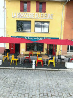 La Brasserie Du Fleuve Sur Place Et à Emporter food