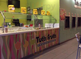 Tutti Frutti food