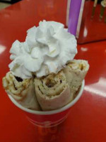 Rollys Ice Cream Parlor food