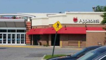 Applebees Neighborhood Grill And outside