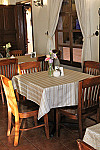Cafeteria Del Hotel Los Lagos Colonial inside